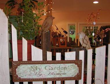 Ehben Eliot Design MSG Display